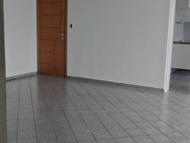 Apartamento para Venda em Santos - 3