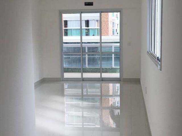 #2310 - Apartamento para Locação em Santos - SP