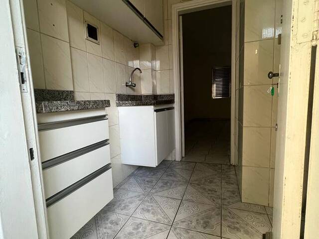 #3178 - Apartamento para Locação em Santos - SP - 2