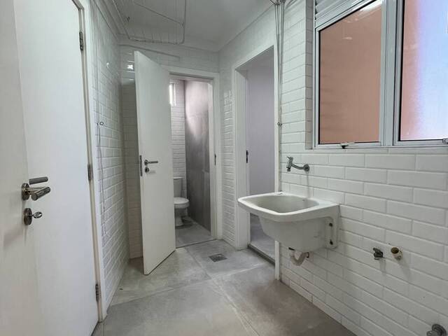 #3251 - Apartamento para Venda em Santos - SP
