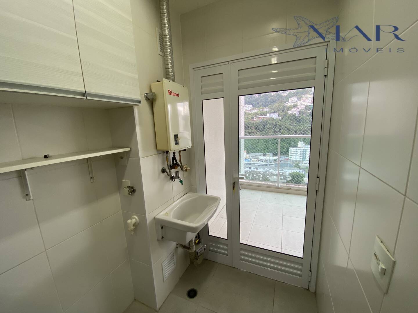 Apartamento para alugar com 2 quartos, 64m² - Foto 17